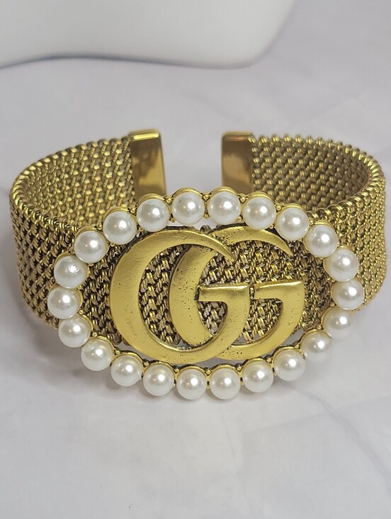 Jewelry - Gold/pearl GG Flexible Mesh Cuff Bracelet
